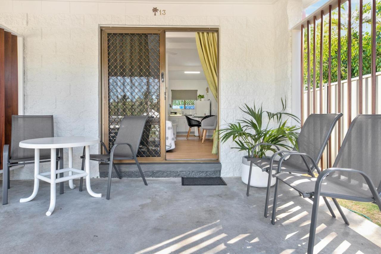 יאפון Kinka Palms Motel מראה חיצוני תמונה