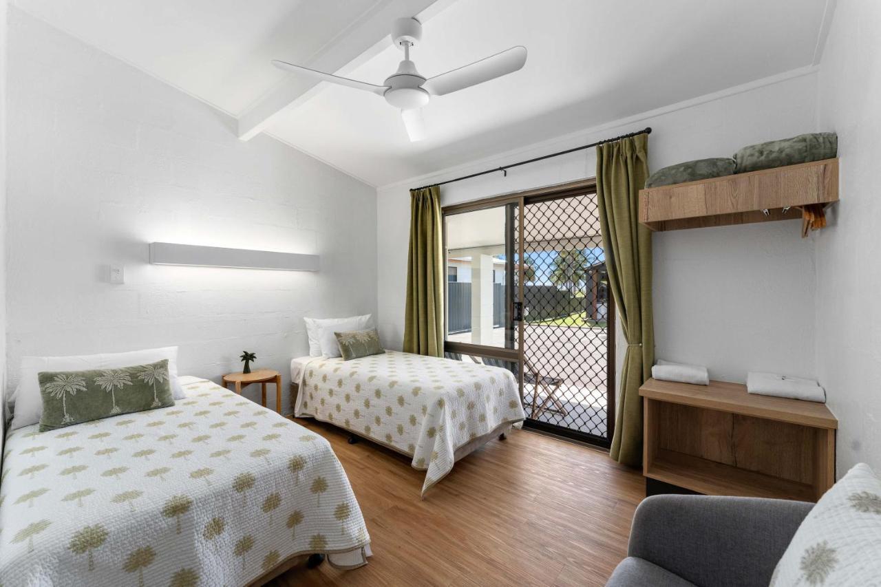 יאפון Kinka Palms Motel מראה חיצוני תמונה