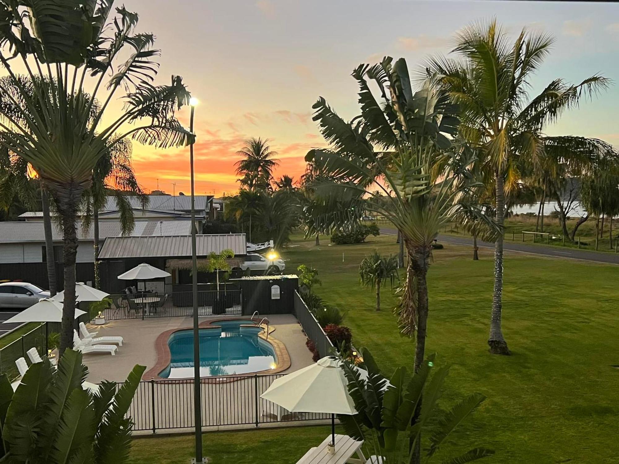 יאפון Kinka Palms Motel מראה חיצוני תמונה
